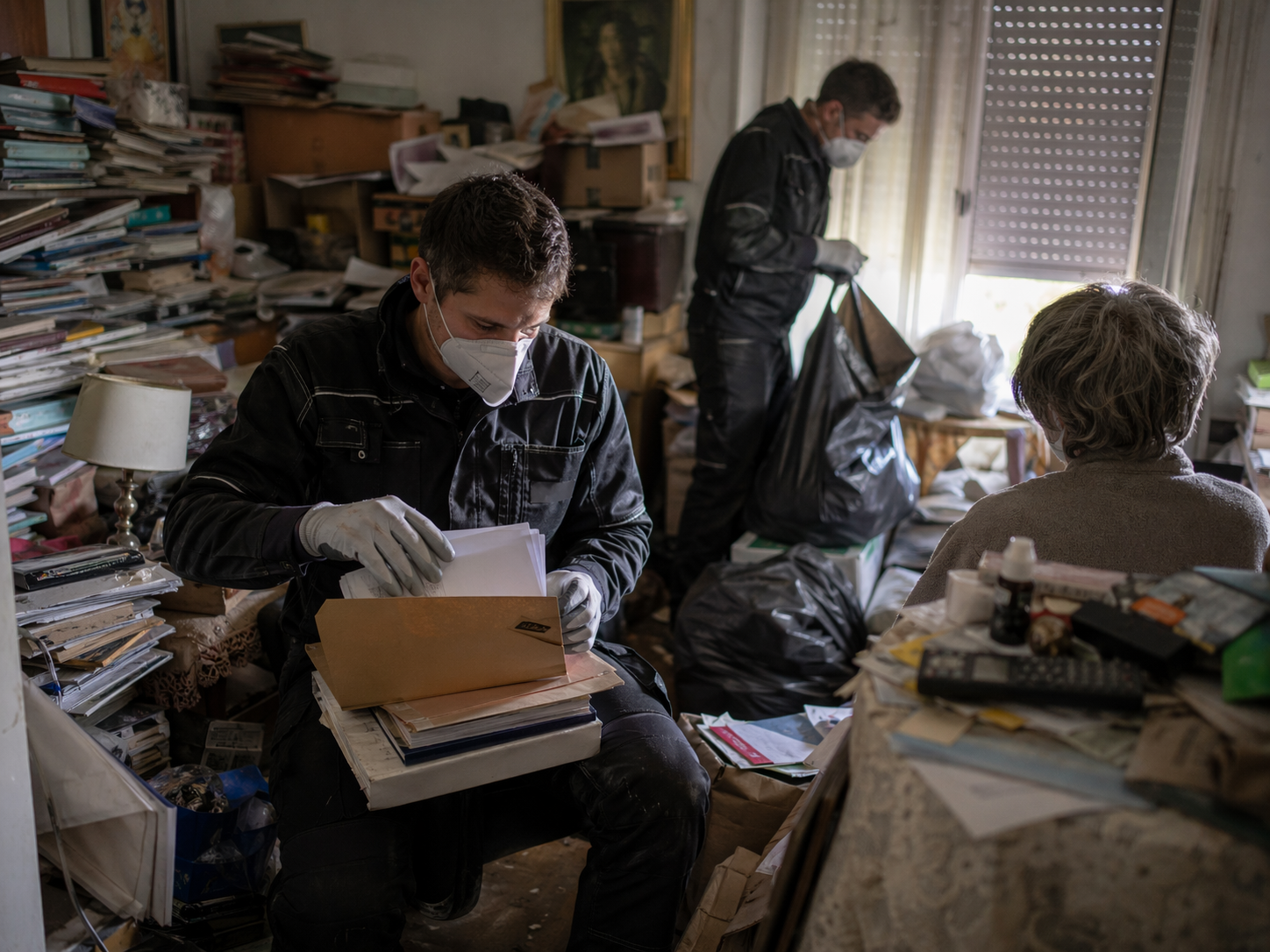 Intervention discrète lors d’un nettoyage de syndrome de Diogène avec tri confidentiel de documents personnels